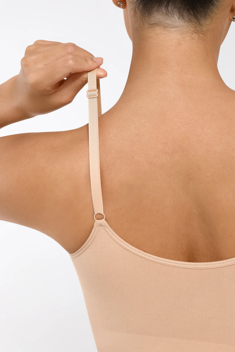 Shaping Bodysuit – Tummy Control & Push-Up Butt Lift Design